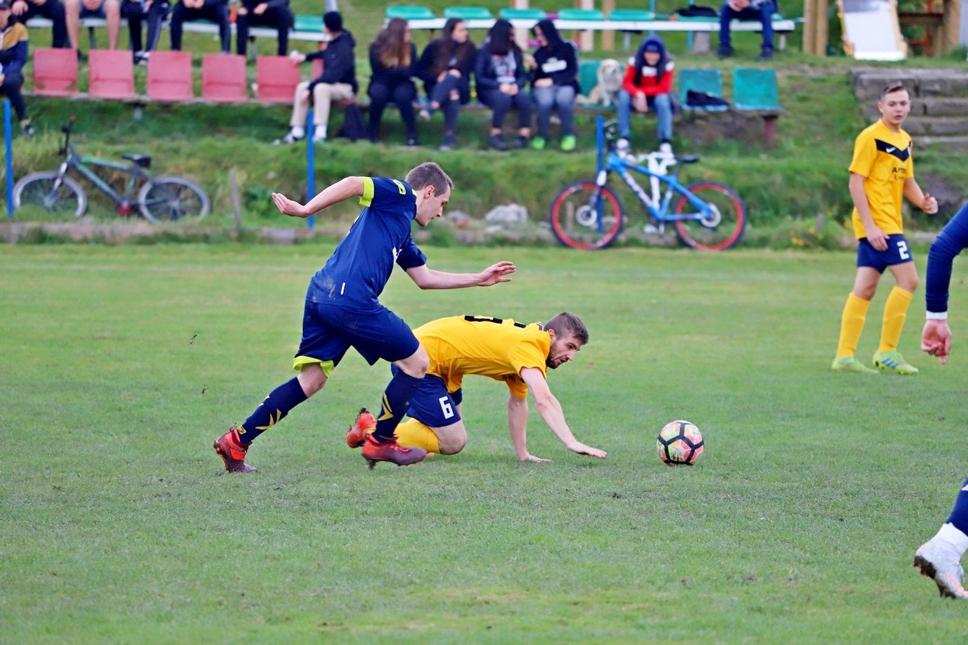 gminne-derby-rowniez-w-bklasie-92018