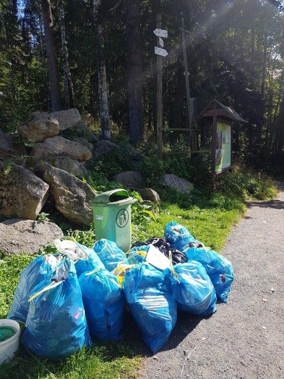 sprzatali-karkonosze-92139