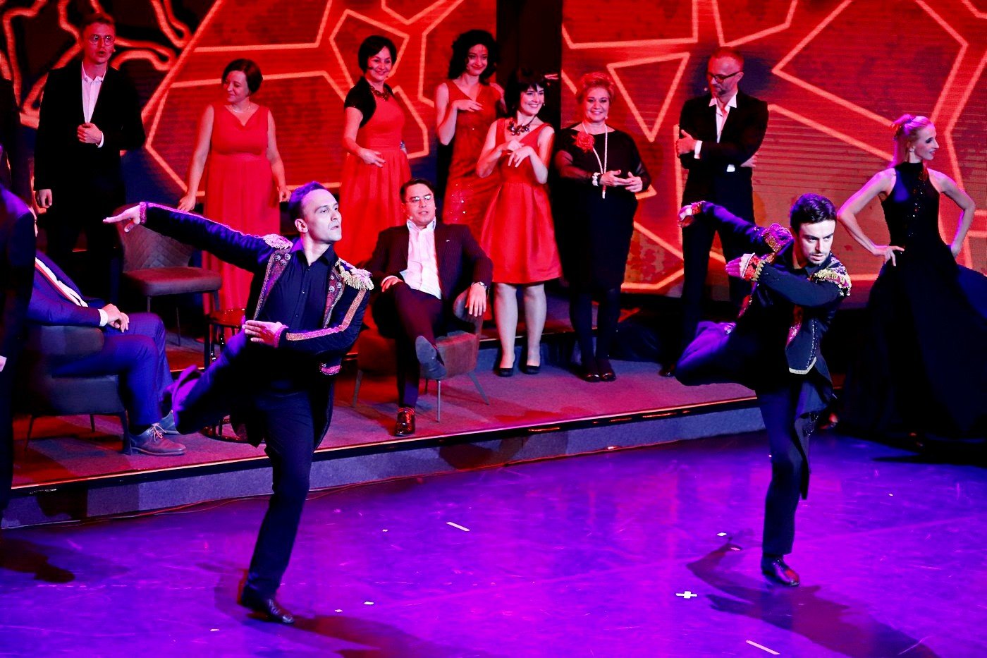 la-traviata-w-filharmonii-owacja-na-stojaco-92274