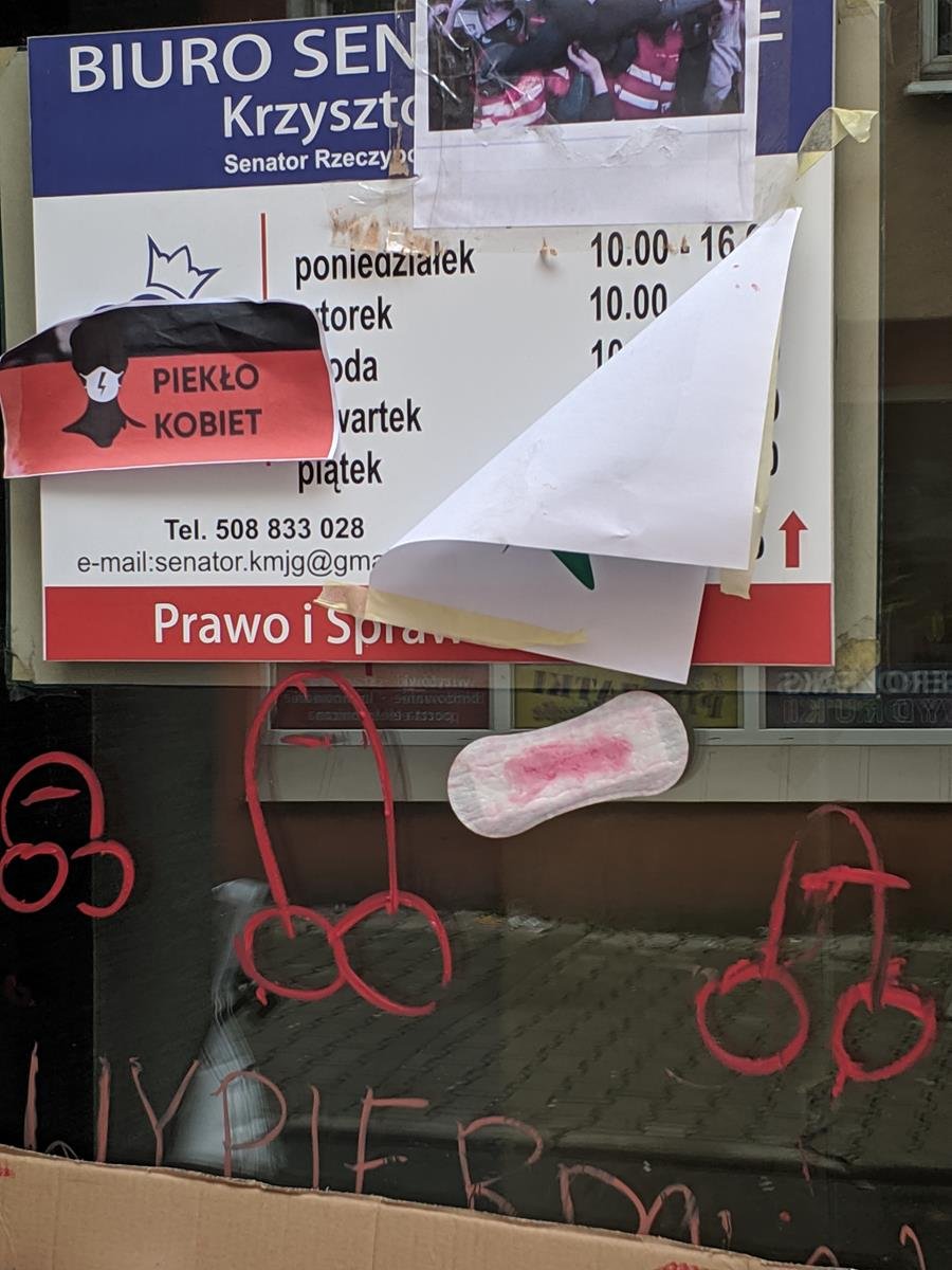 senator-z-pis-w-sprawie-strajkow-kobiet-92368