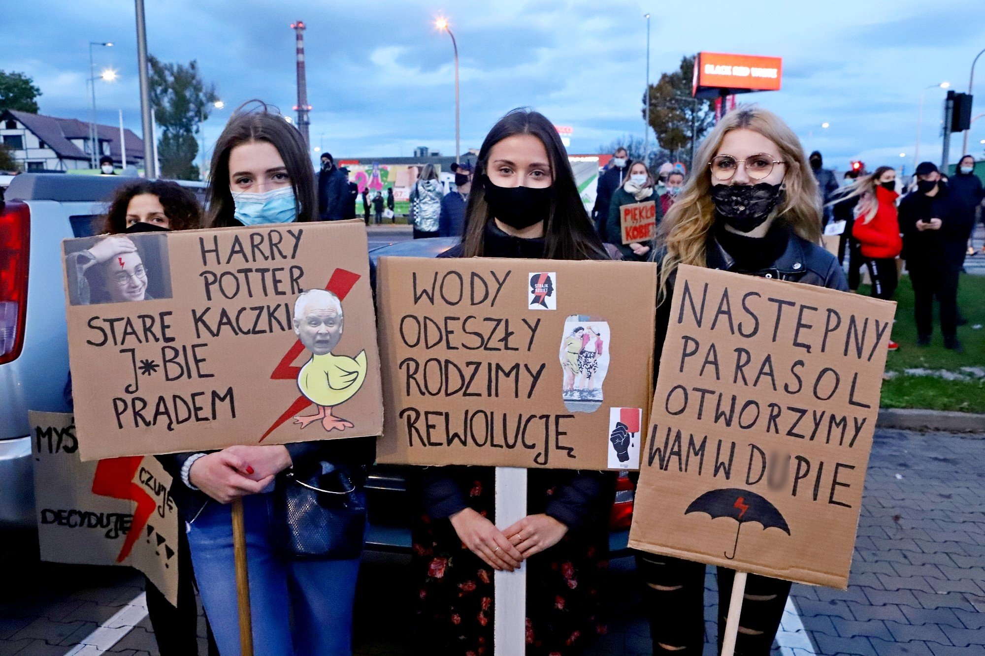 kobiety-nie-odpuszczaja-kolejny-protest-92375