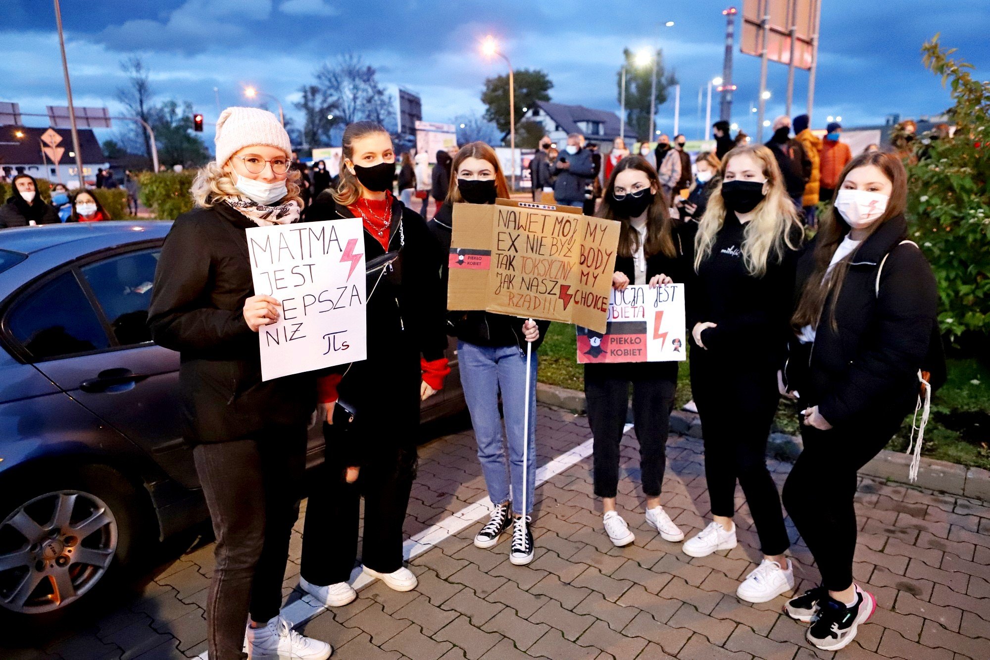 kobiety-nie-odpuszczaja-kolejny-protest-92375