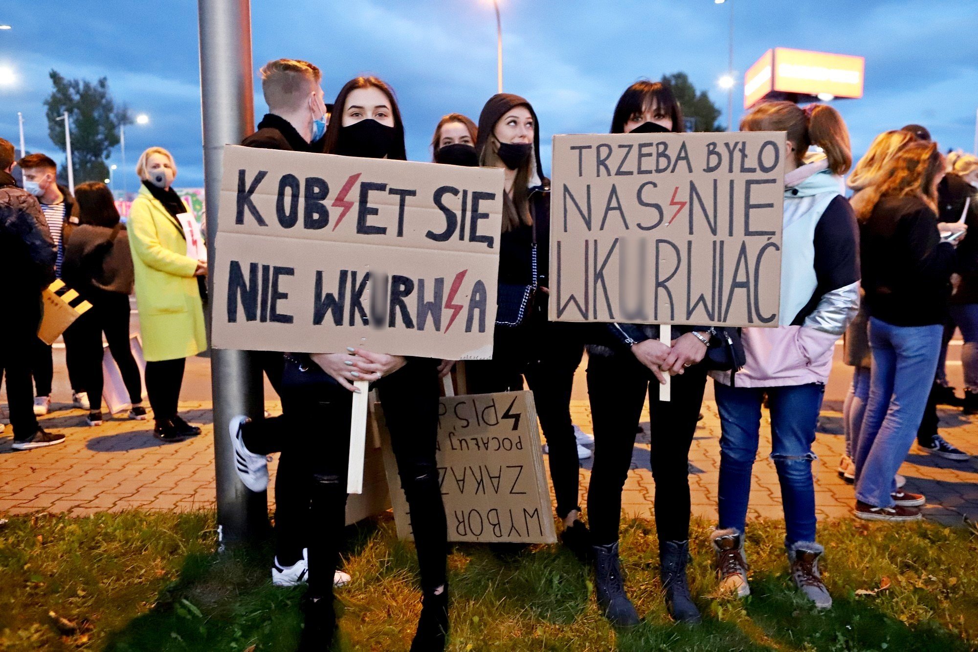 kobiety-nie-odpuszczaja-kolejny-protest-92375