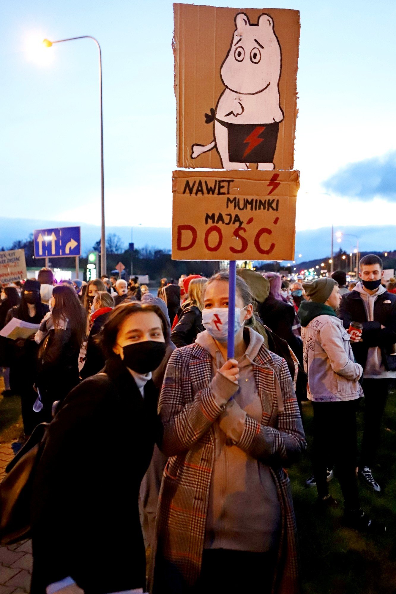 kobiety-nie-odpuszczaja-kolejny-protest-92375