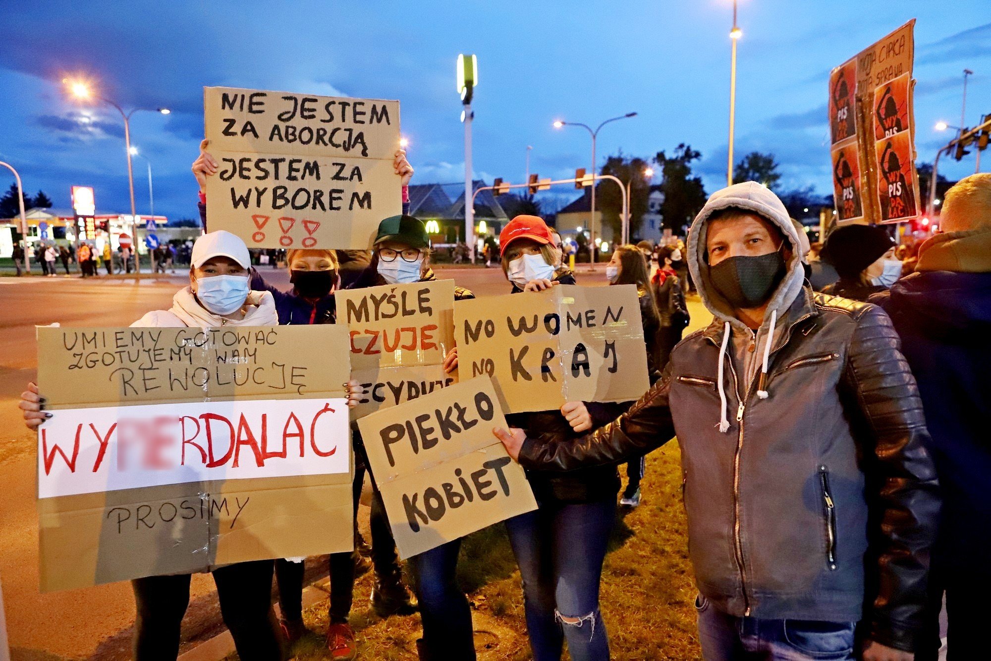 kobiety-nie-odpuszczaja-kolejny-protest-92375