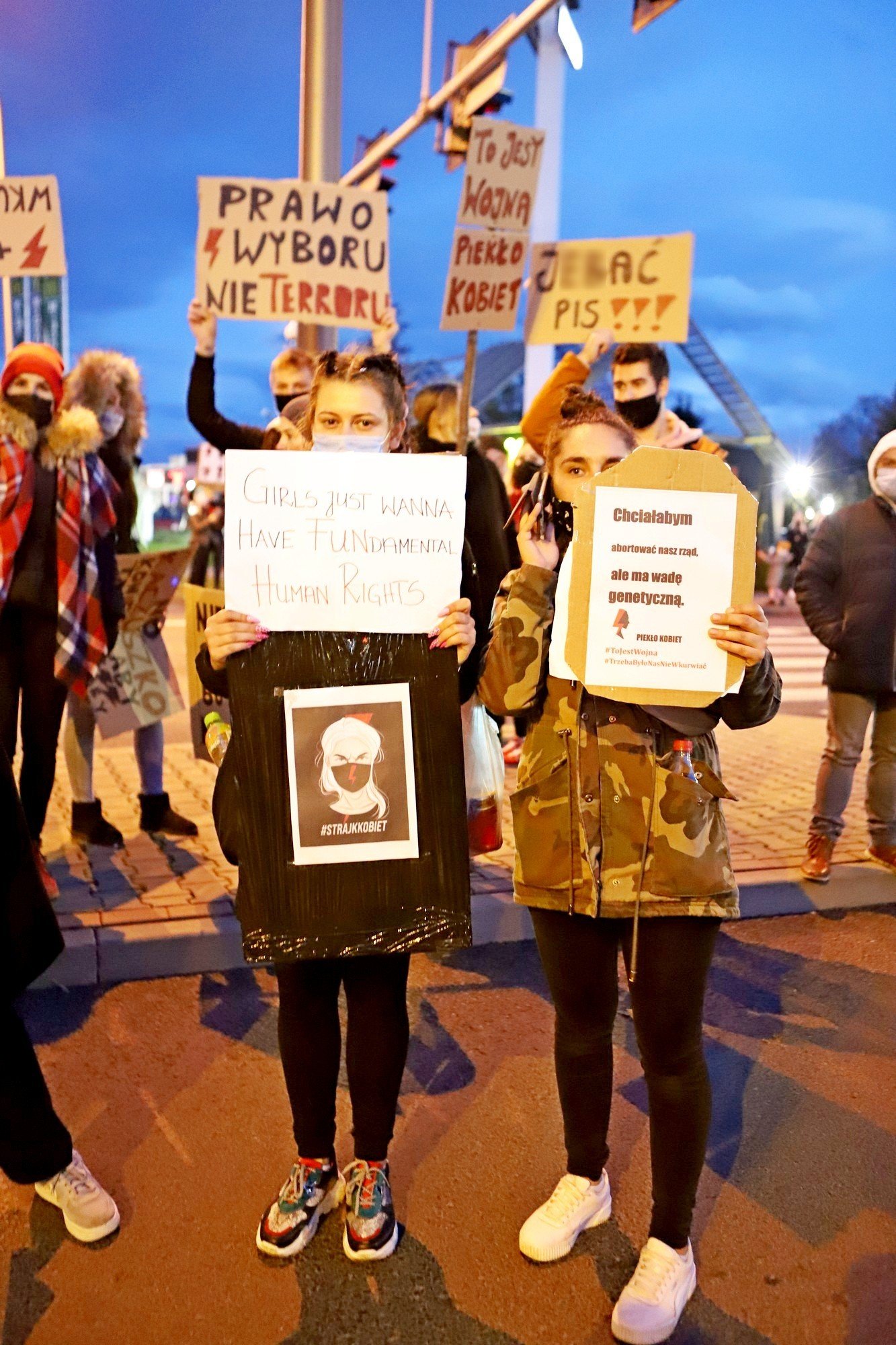 kobiety-nie-odpuszczaja-kolejny-protest-92375