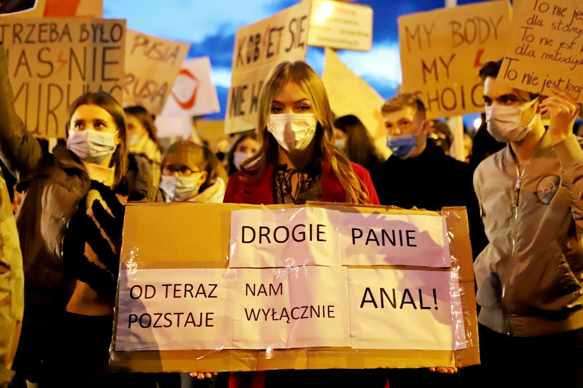 kobiety-nie-odpuszczaja-kolejny-protest-92375
