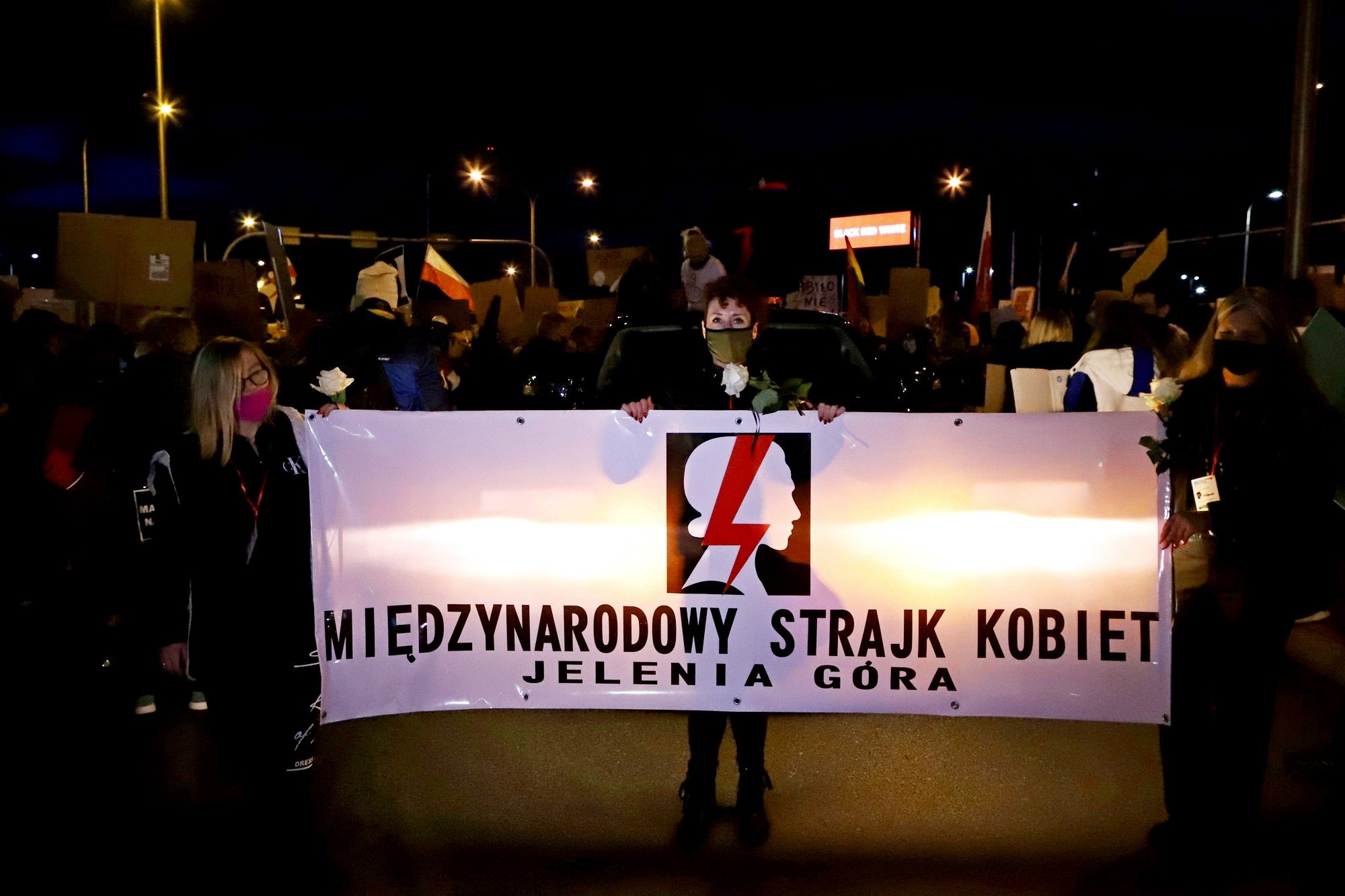 kobiety-nie-odpuszczaja-kolejny-protest-92375