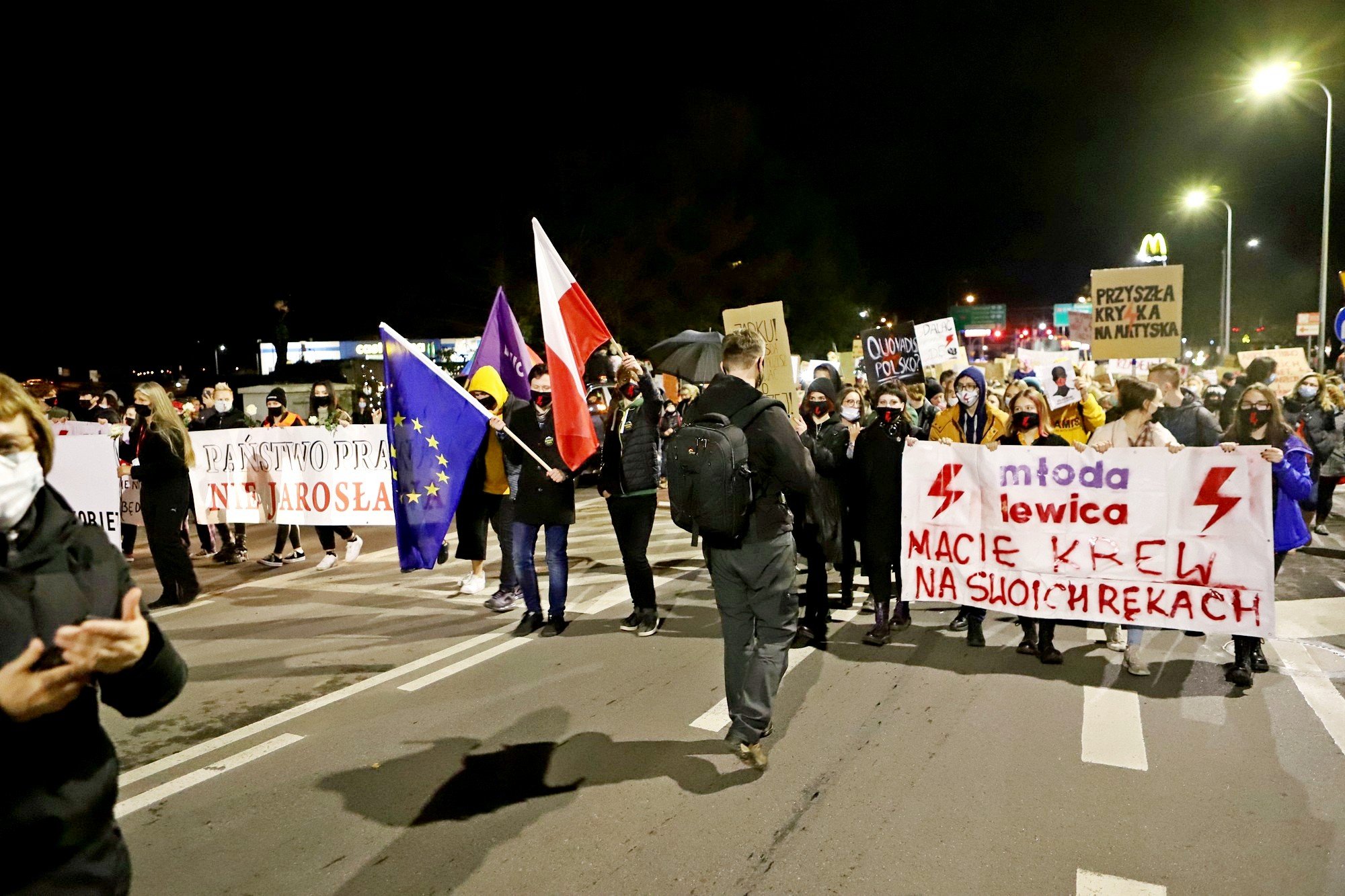 kobiety-nie-odpuszczaja-kolejny-protest-92375
