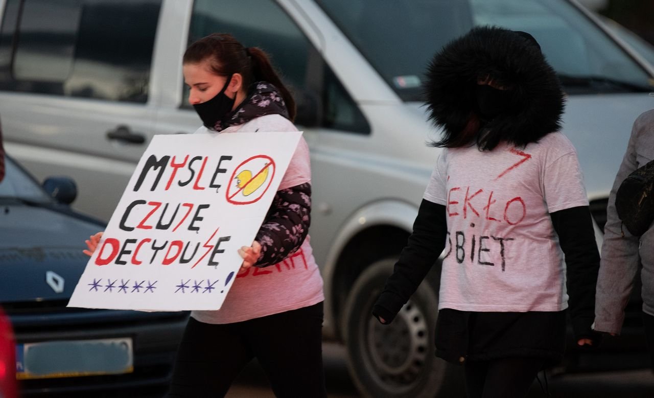 kobiety-nie-odpuszczaja-kolejny-protest-92375