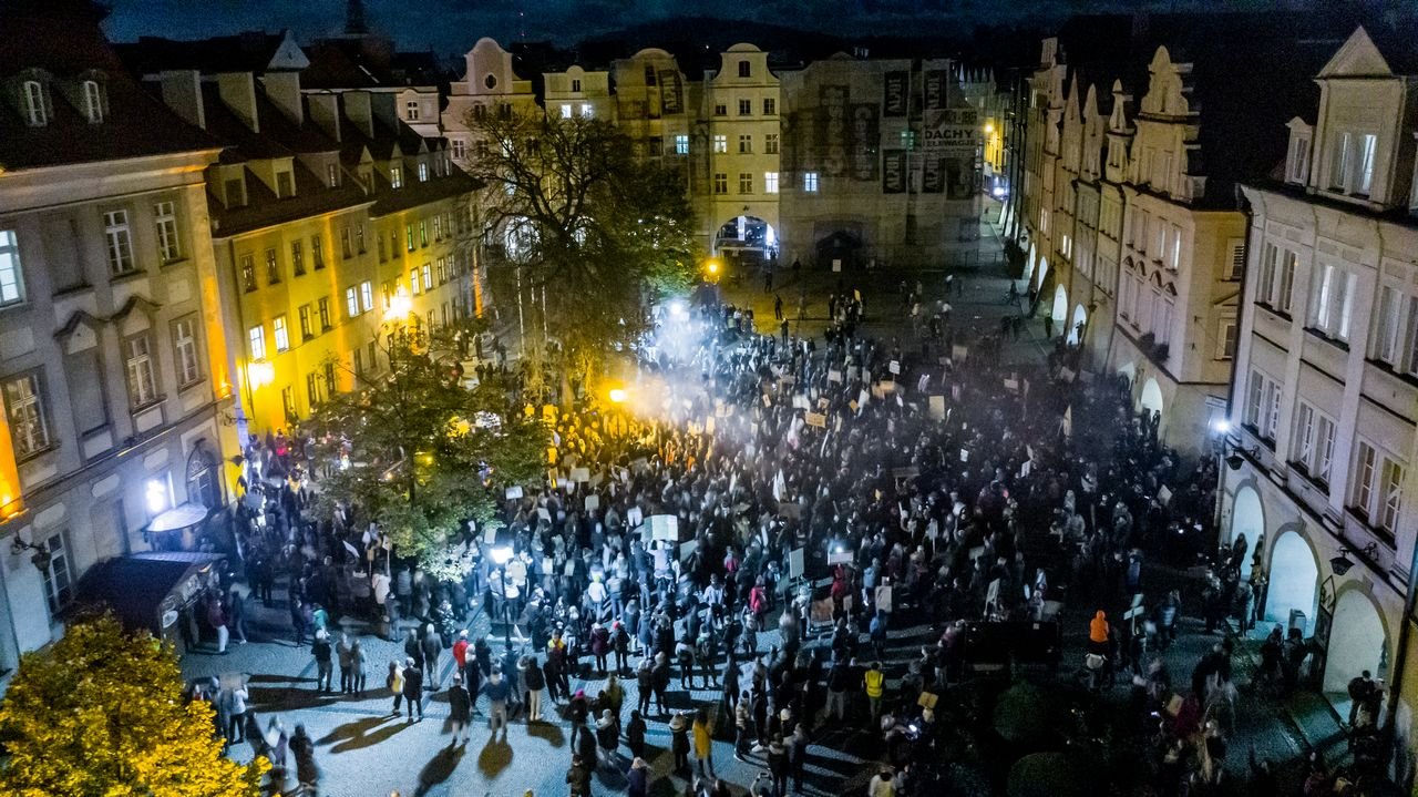 kobiety-nie-odpuszczaja-kolejny-protest-92375