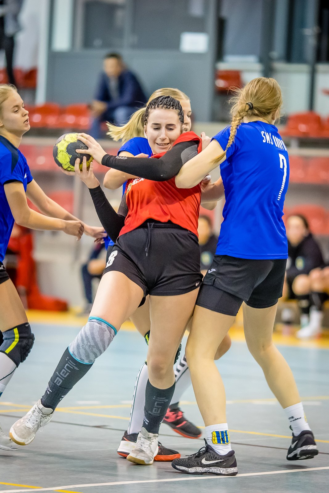 klubowe-derby-z-emocjami-do-17-minuty-92535