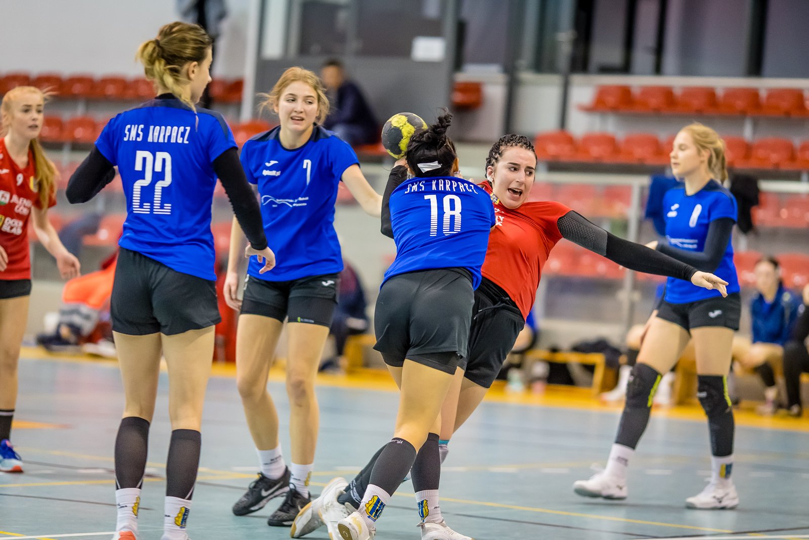 klubowe-derby-z-emocjami-do-17-minuty-92535