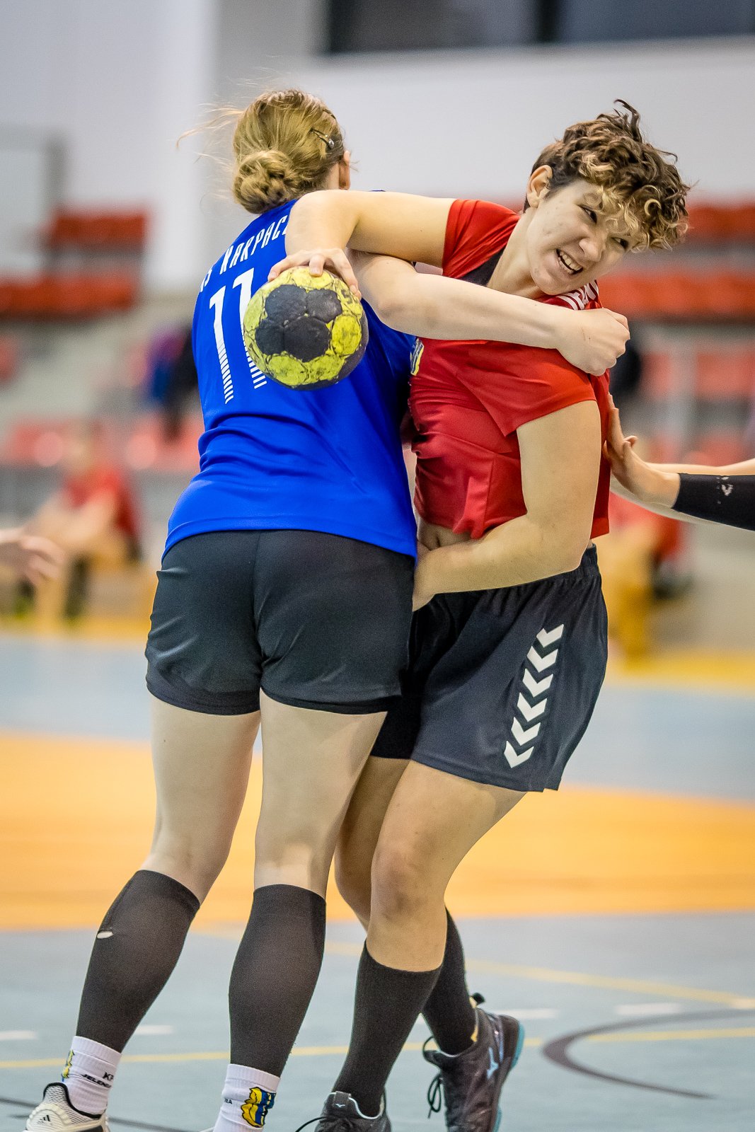 klubowe-derby-z-emocjami-do-17-minuty-92535