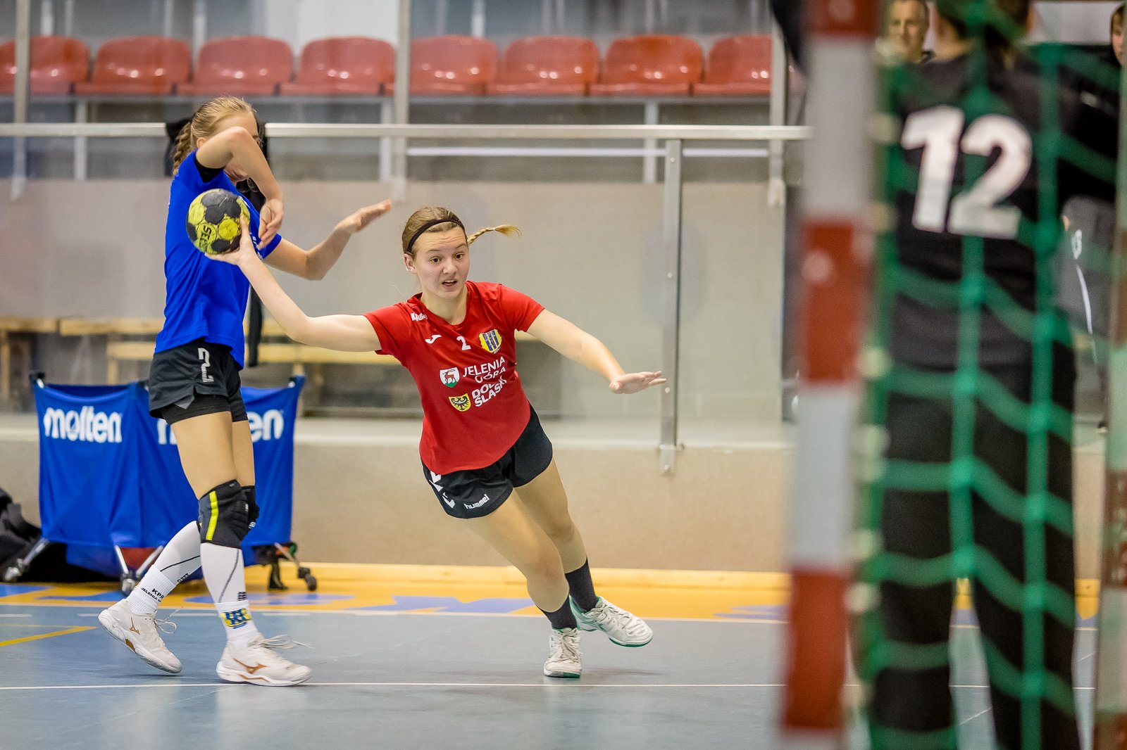 klubowe-derby-z-emocjami-do-17-minuty-92535