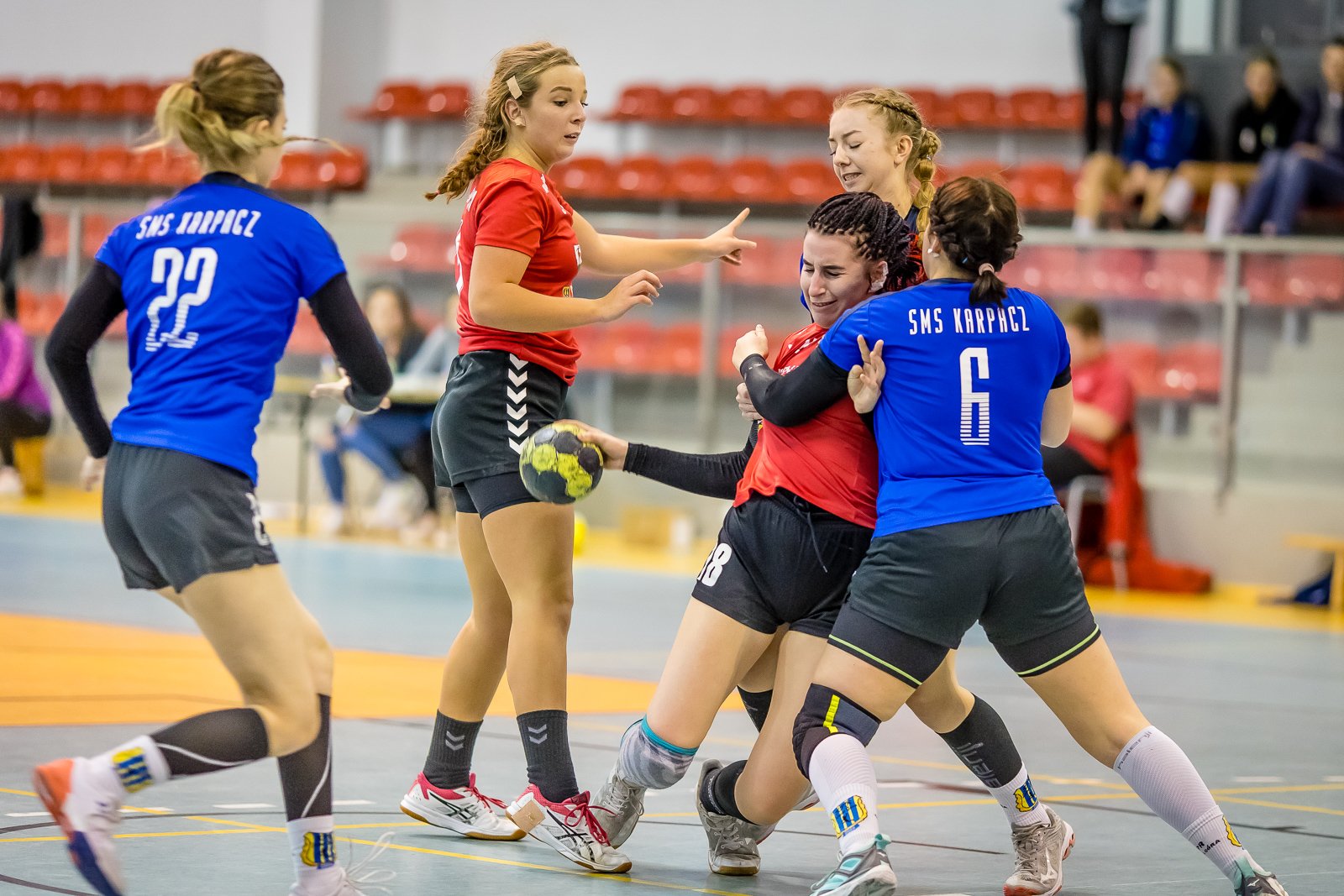 klubowe-derby-z-emocjami-do-17-minuty-92535