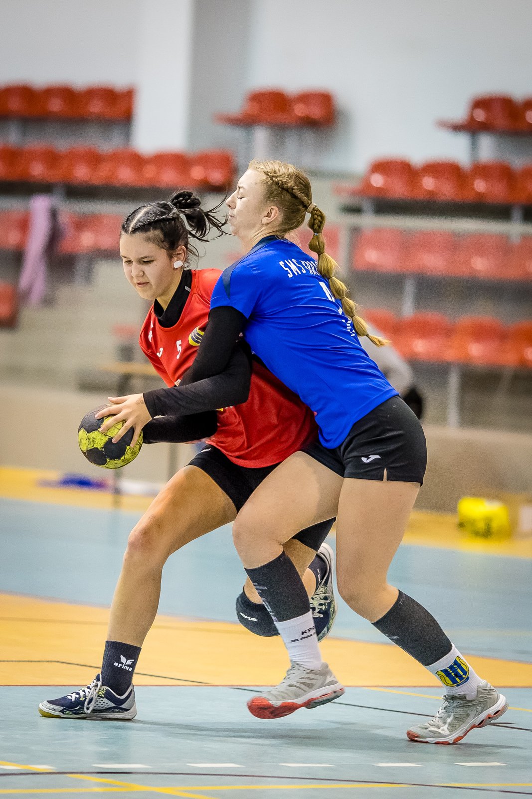 klubowe-derby-z-emocjami-do-17-minuty-92535