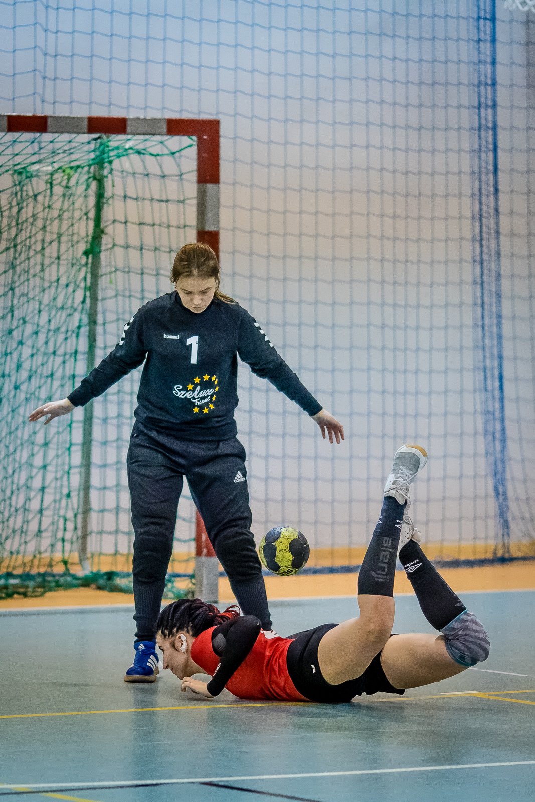 klubowe-derby-z-emocjami-do-17-minuty-92535