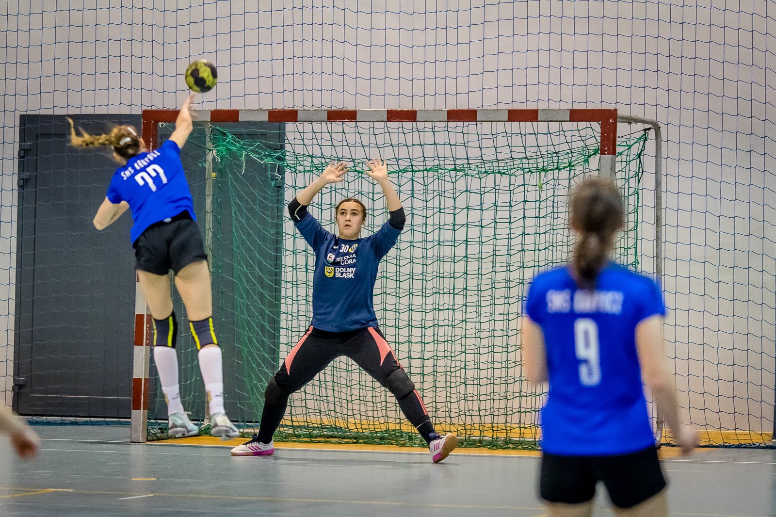 klubowe-derby-z-emocjami-do-17-minuty-92535