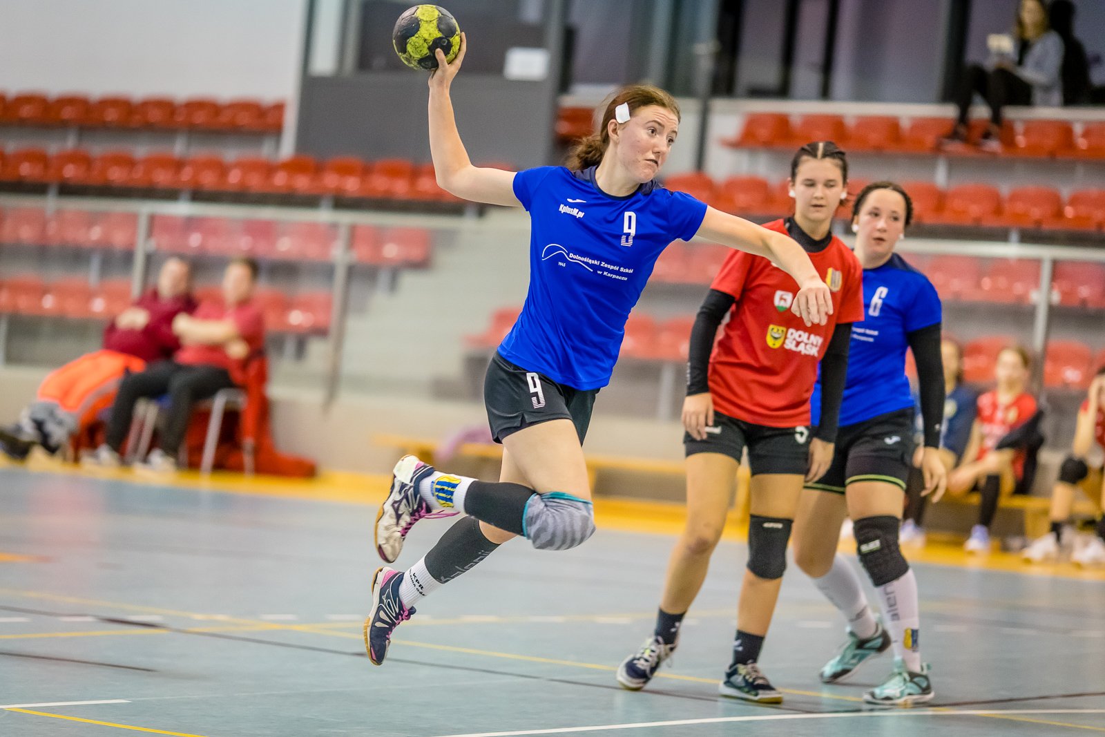 klubowe-derby-z-emocjami-do-17-minuty-92535