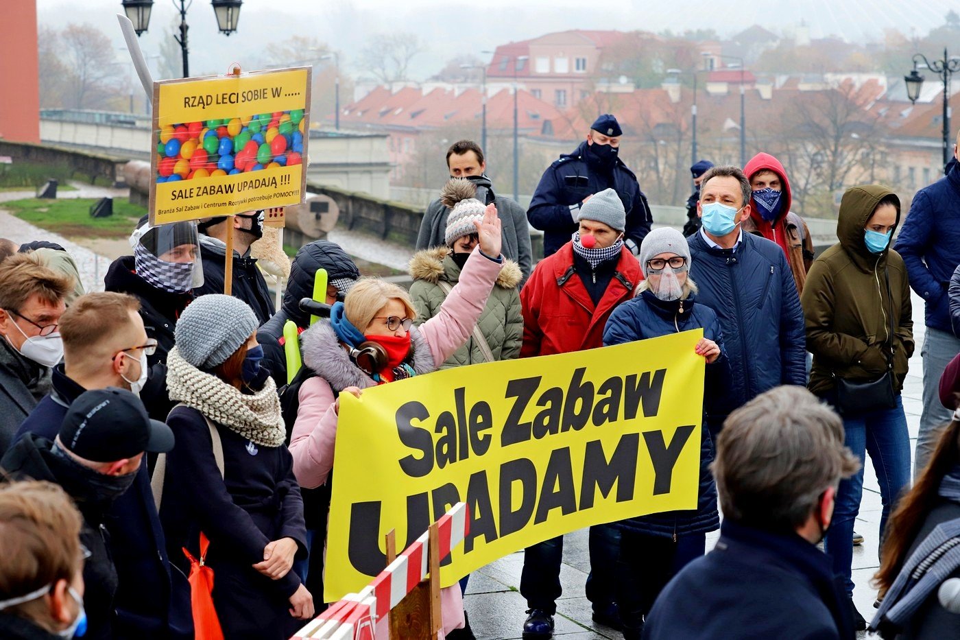 przedsiebiorcy-zaamani-decyzjami-rzadu-92558
