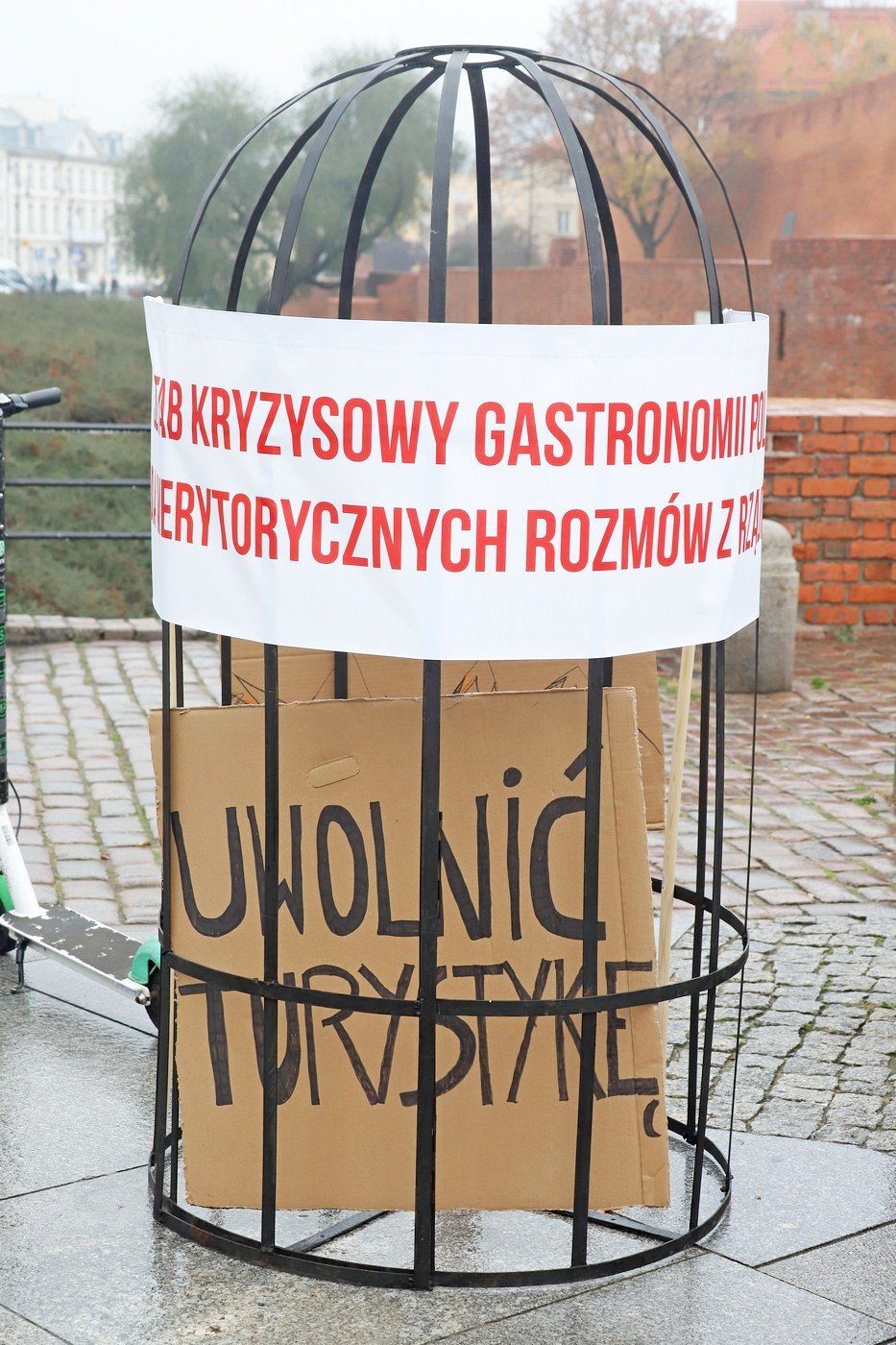 przedsiebiorcy-zaamani-decyzjami-rzadu-92558