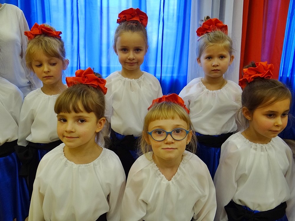 patriotyczny-przeglad-przedszkolakow-92678