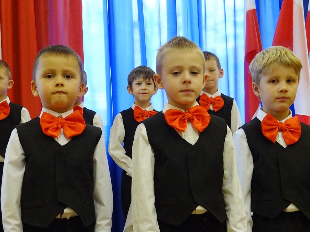 patriotyczny-przeglad-przedszkolakow-92678
