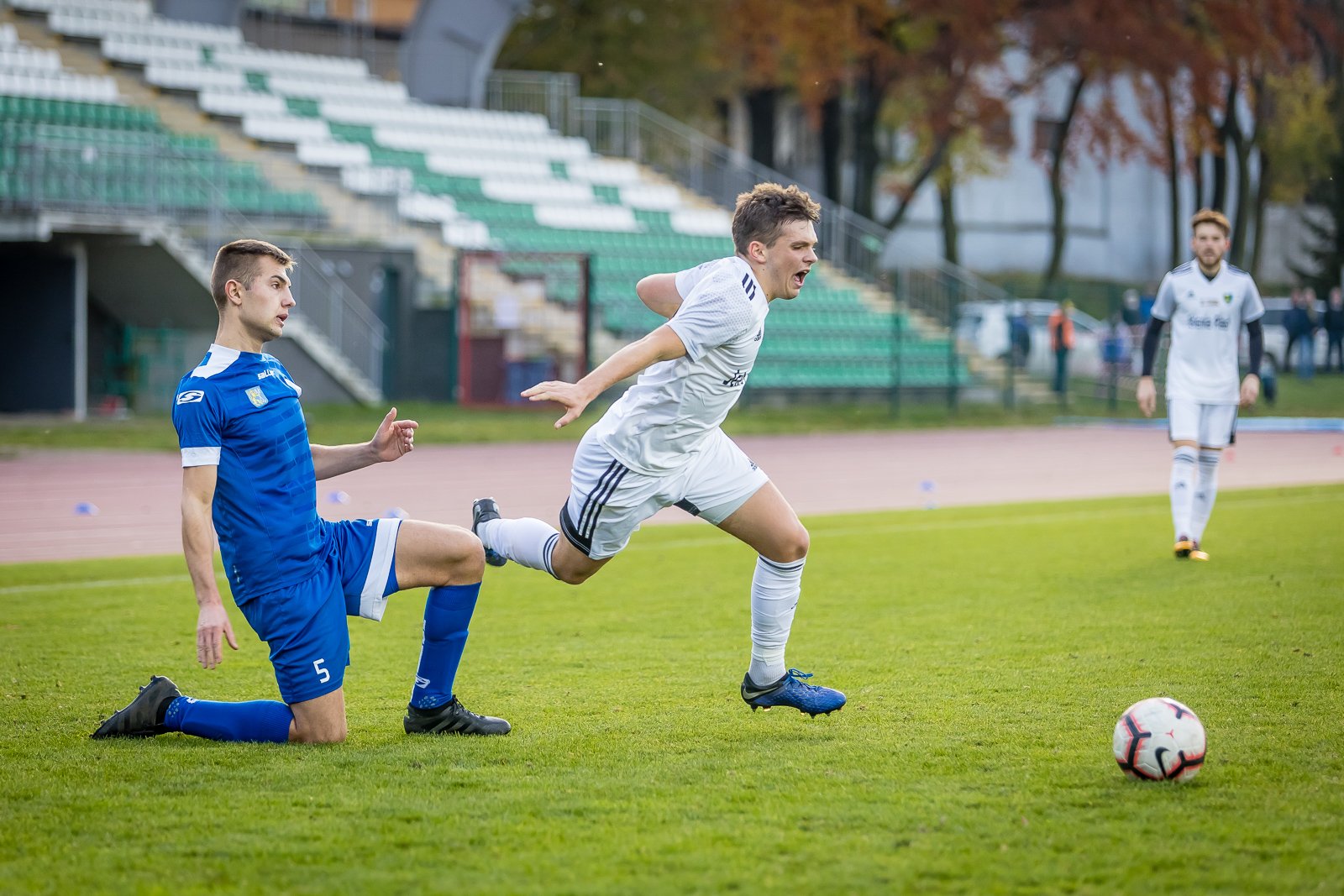 kosztowny-remis-przy-zotniczej-92735