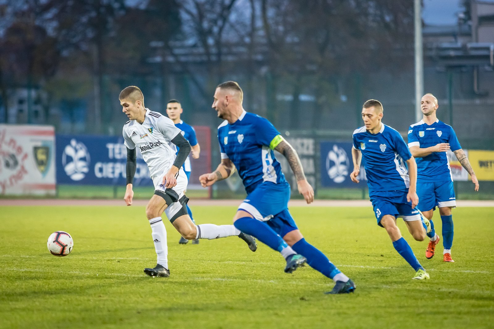 kosztowny-remis-przy-zotniczej-92735