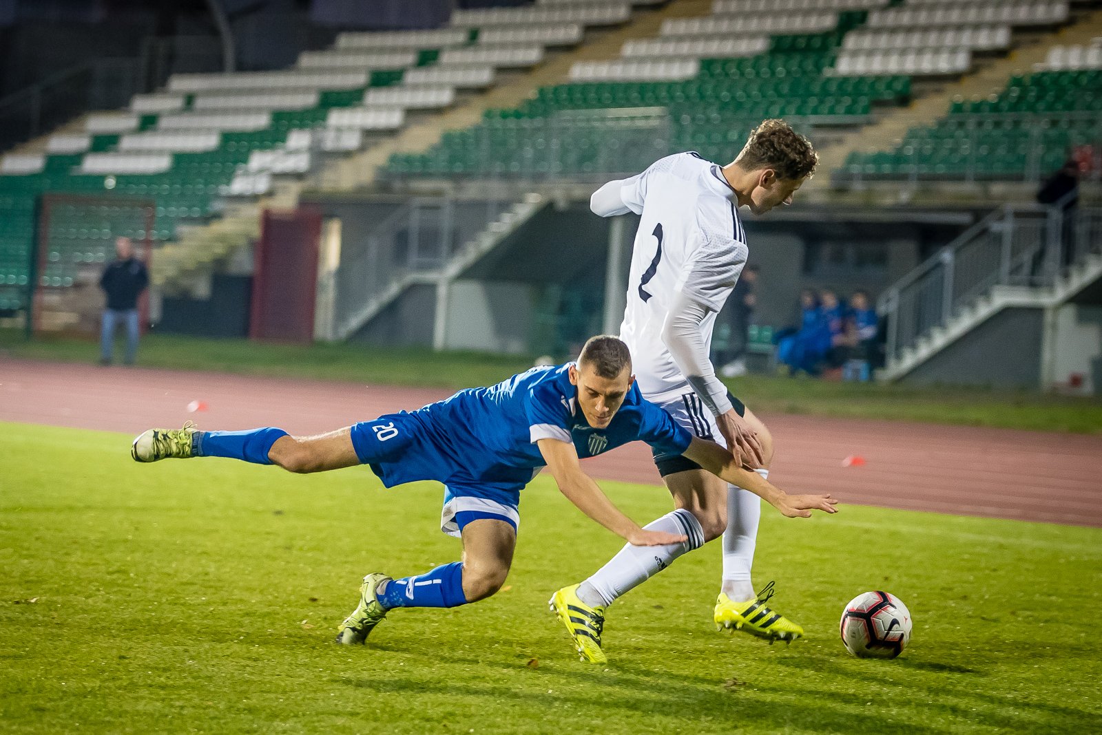 kosztowny-remis-przy-zotniczej-92735