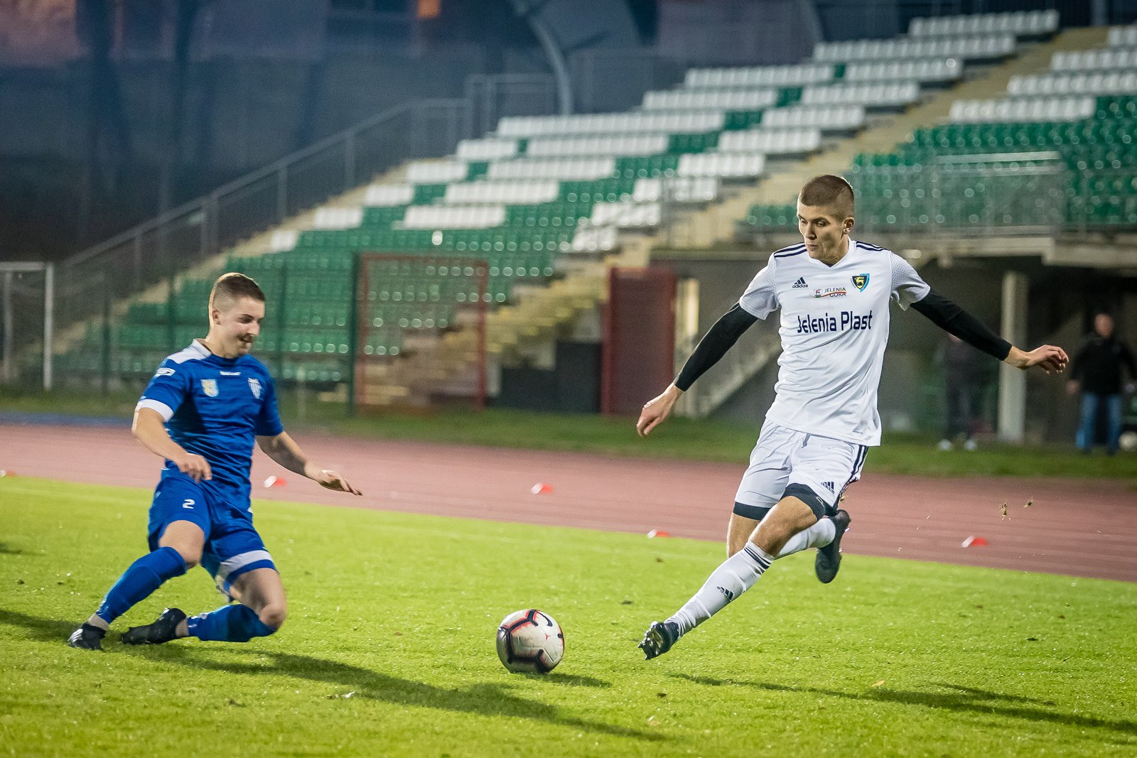 kosztowny-remis-przy-zotniczej-92735