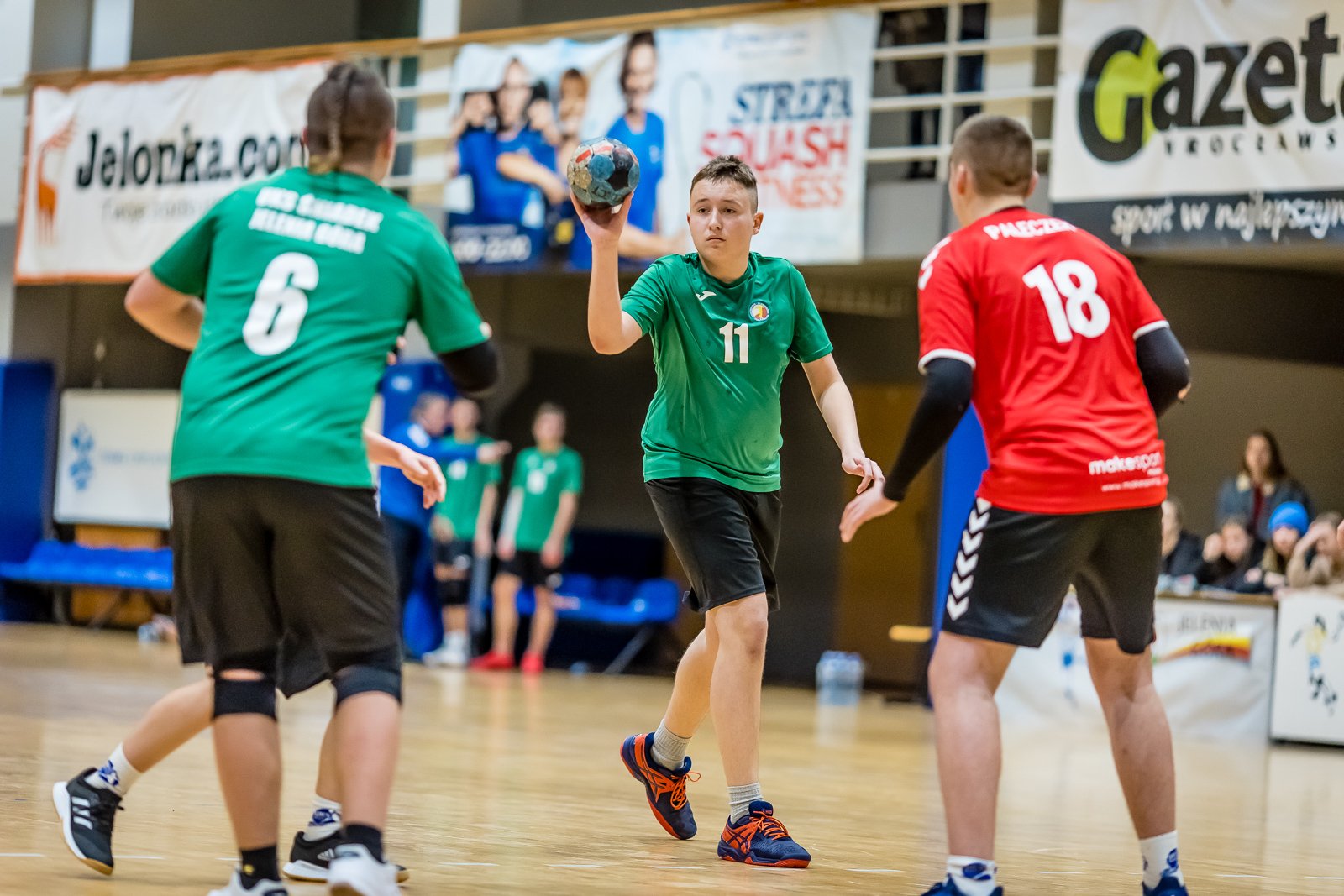 starcie-waskich-skadow-92817