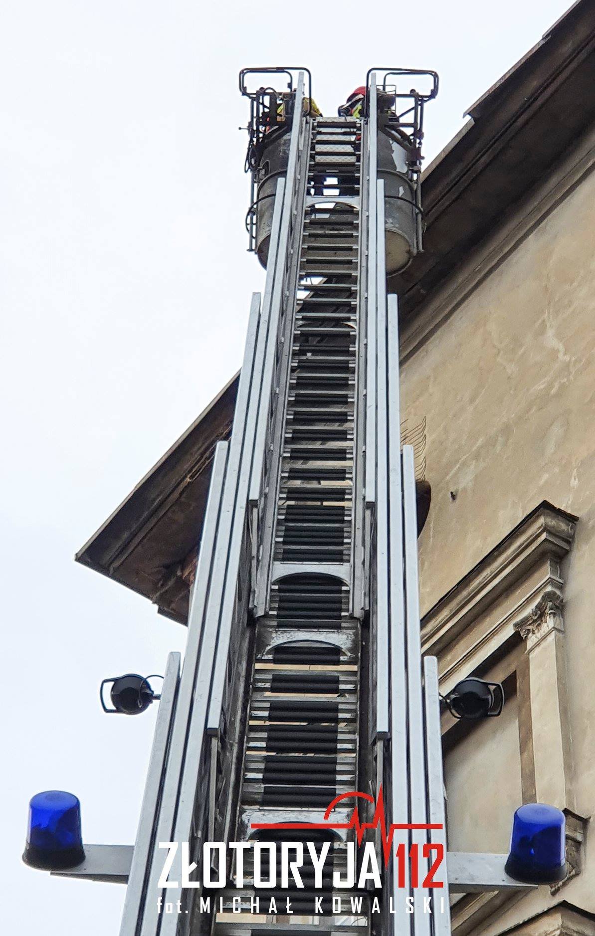 wiatr-uszkodzi-dach-93166
