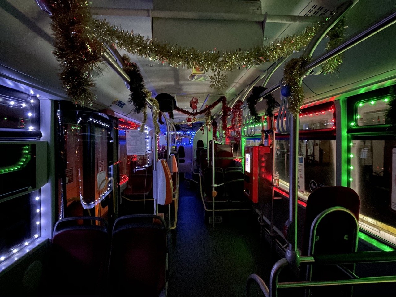mikoaj-w-autobusie-93180