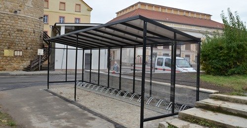 wiata-niezgody-93203