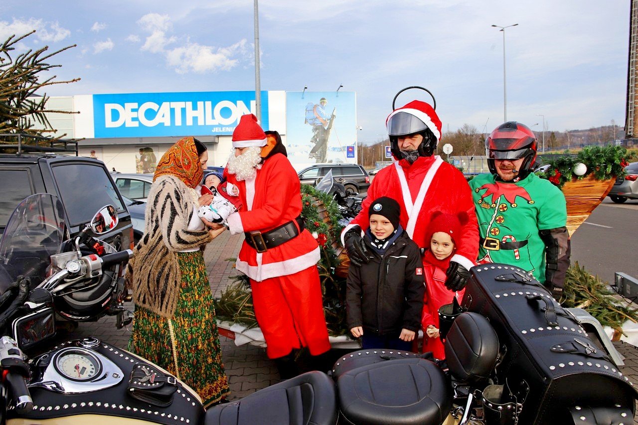 motocyklowi-mikoaje-pamietali-o-dzieciach-93205