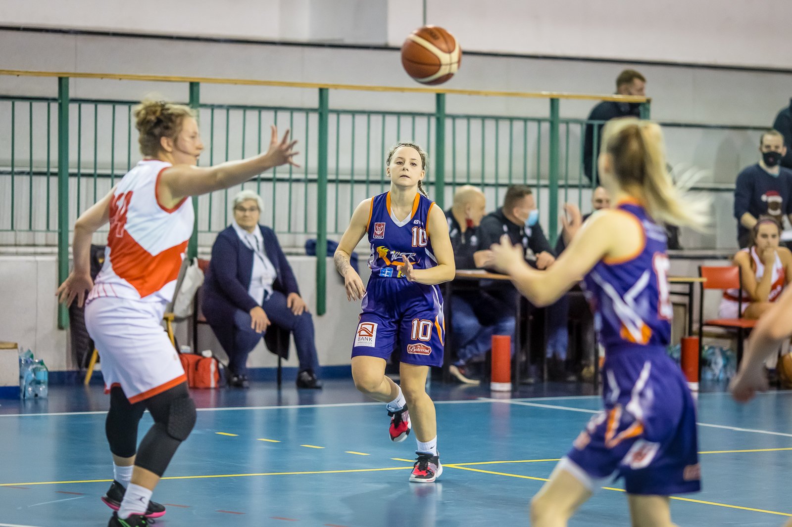 efektowny-powrot-do-ligi-93246