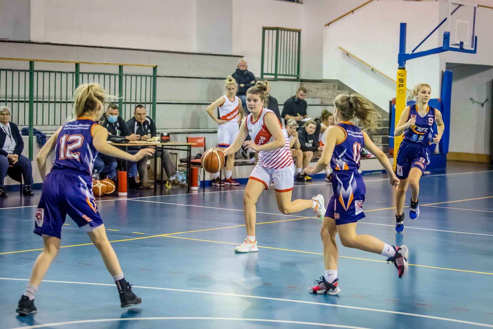 efektowny-powrot-do-ligi-93246