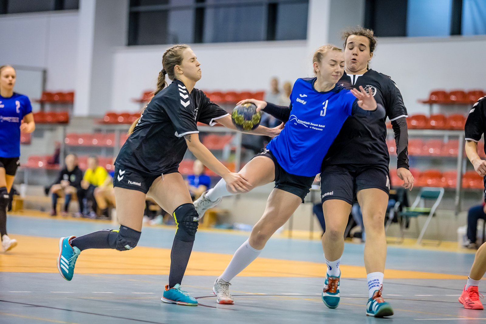 dziewiatka-ponownie-zdobya-karpacz-93286
