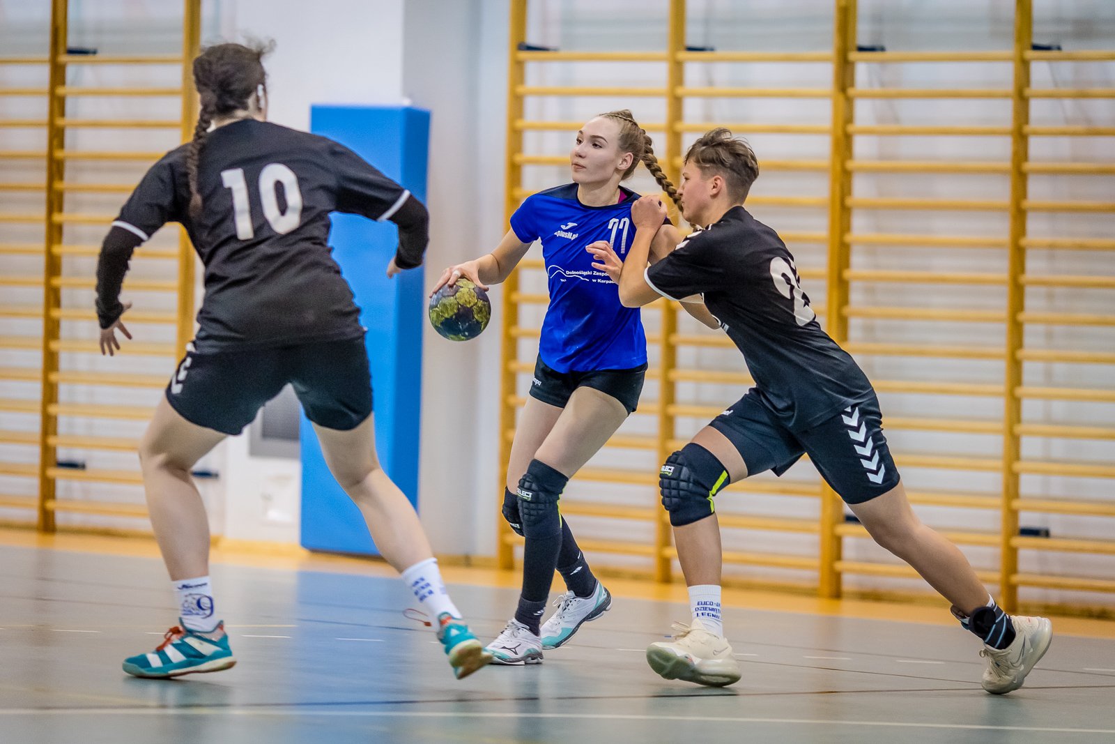 dziewiatka-ponownie-zdobya-karpacz-93286