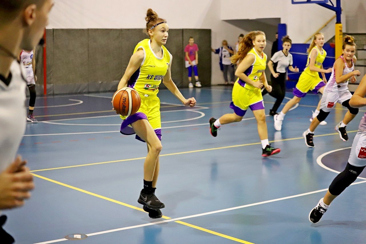miejskie-derby-kadetek-dla-spartakusa-93306