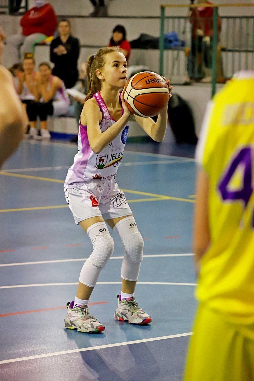 miejskie-derby-kadetek-dla-spartakusa-93306