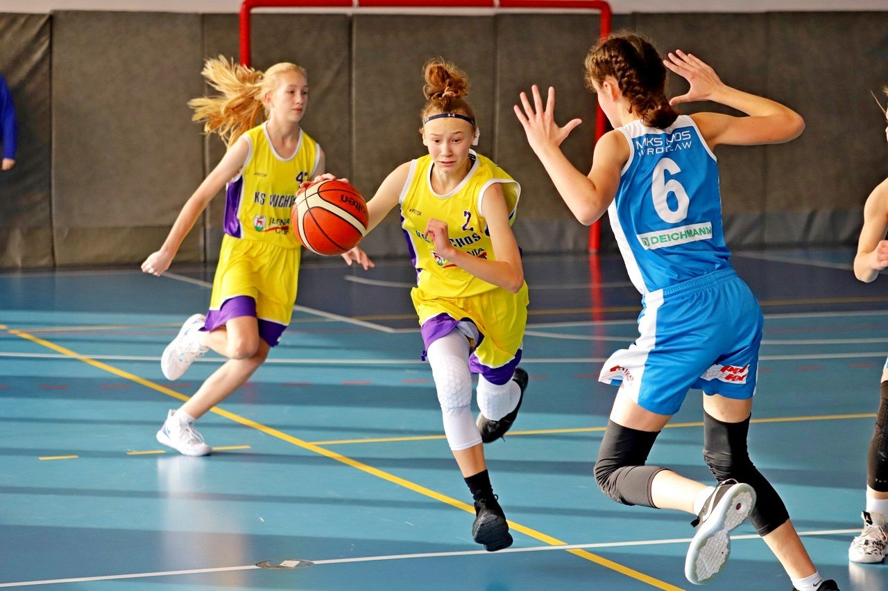 liderki-poza-zasiegiem-93402