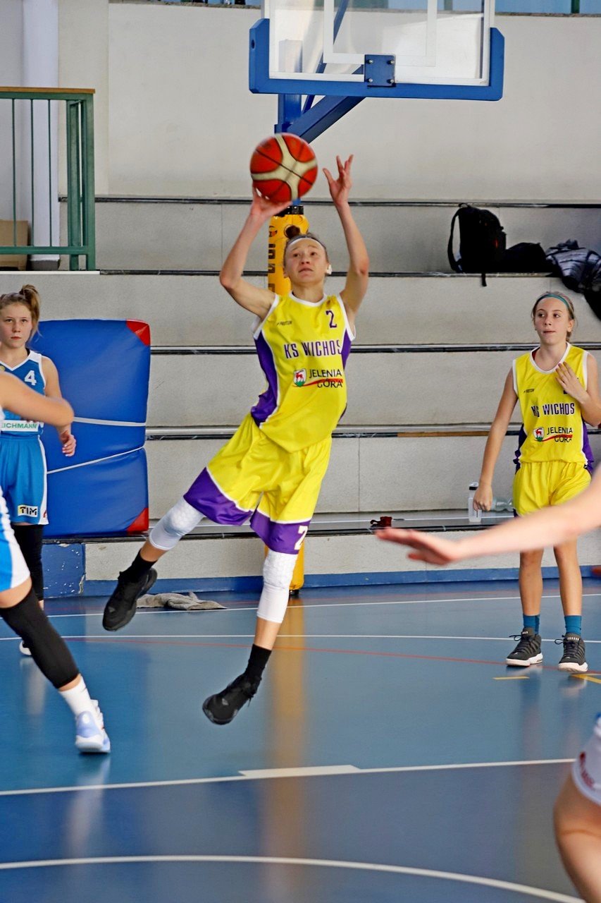 liderki-poza-zasiegiem-93402