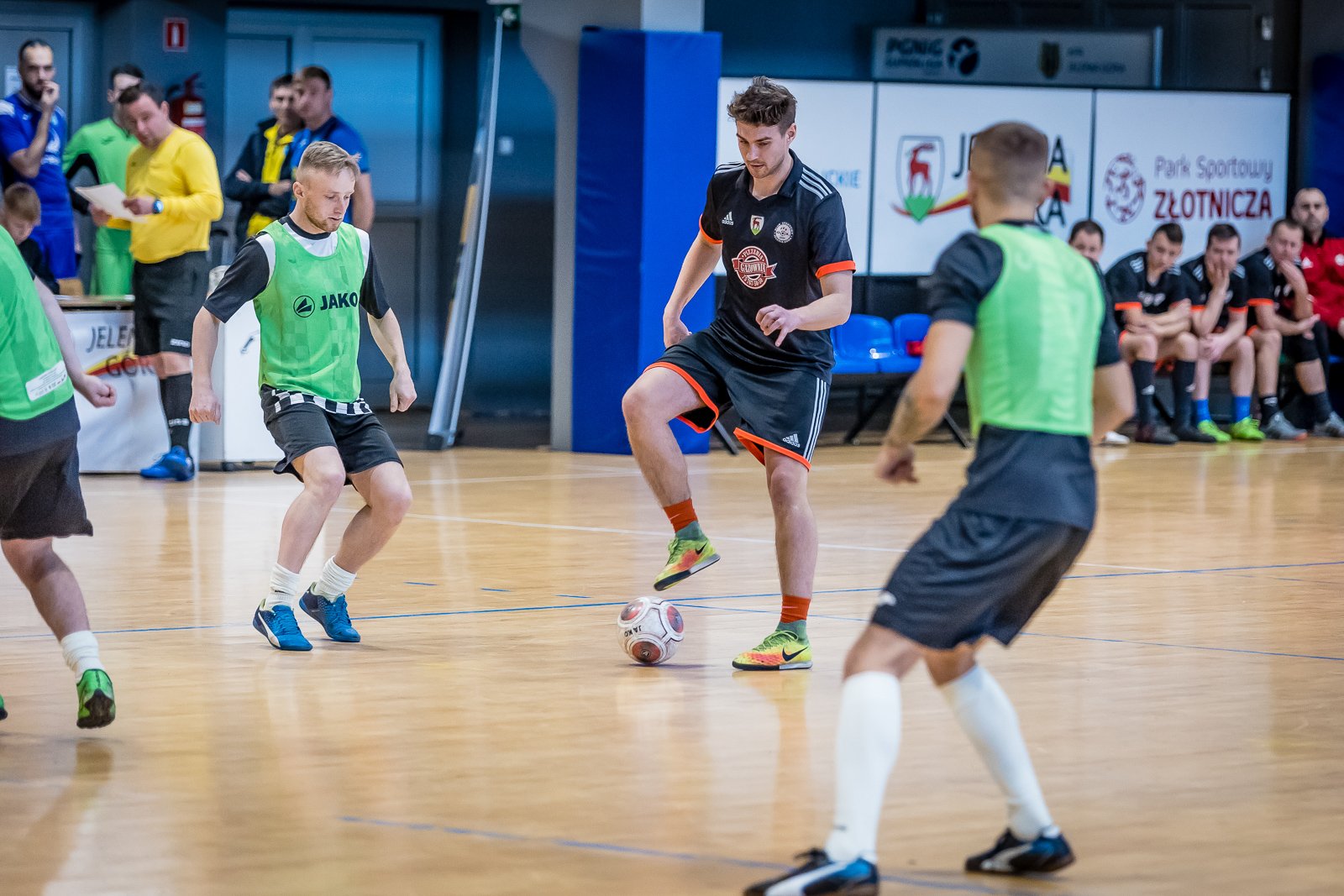 lesnik-wygra-w-hali-przy-ul-zotniczej-93609