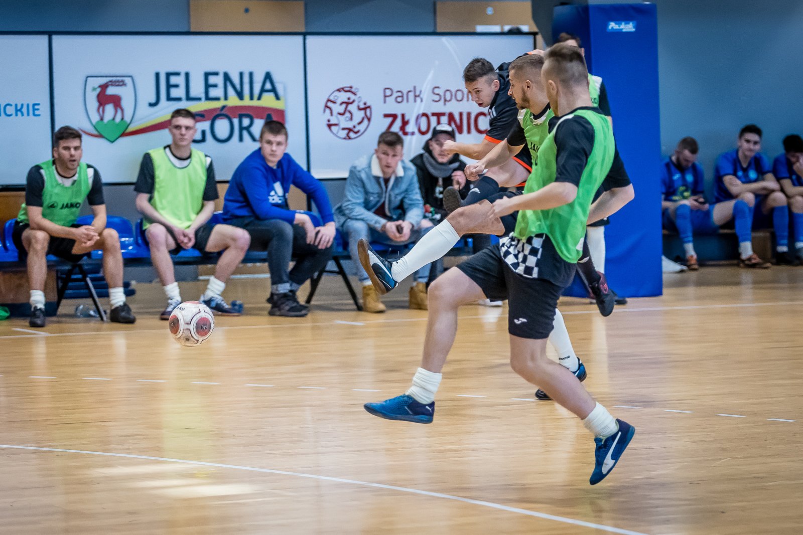 lesnik-wygra-w-hali-przy-ul-zotniczej-93609