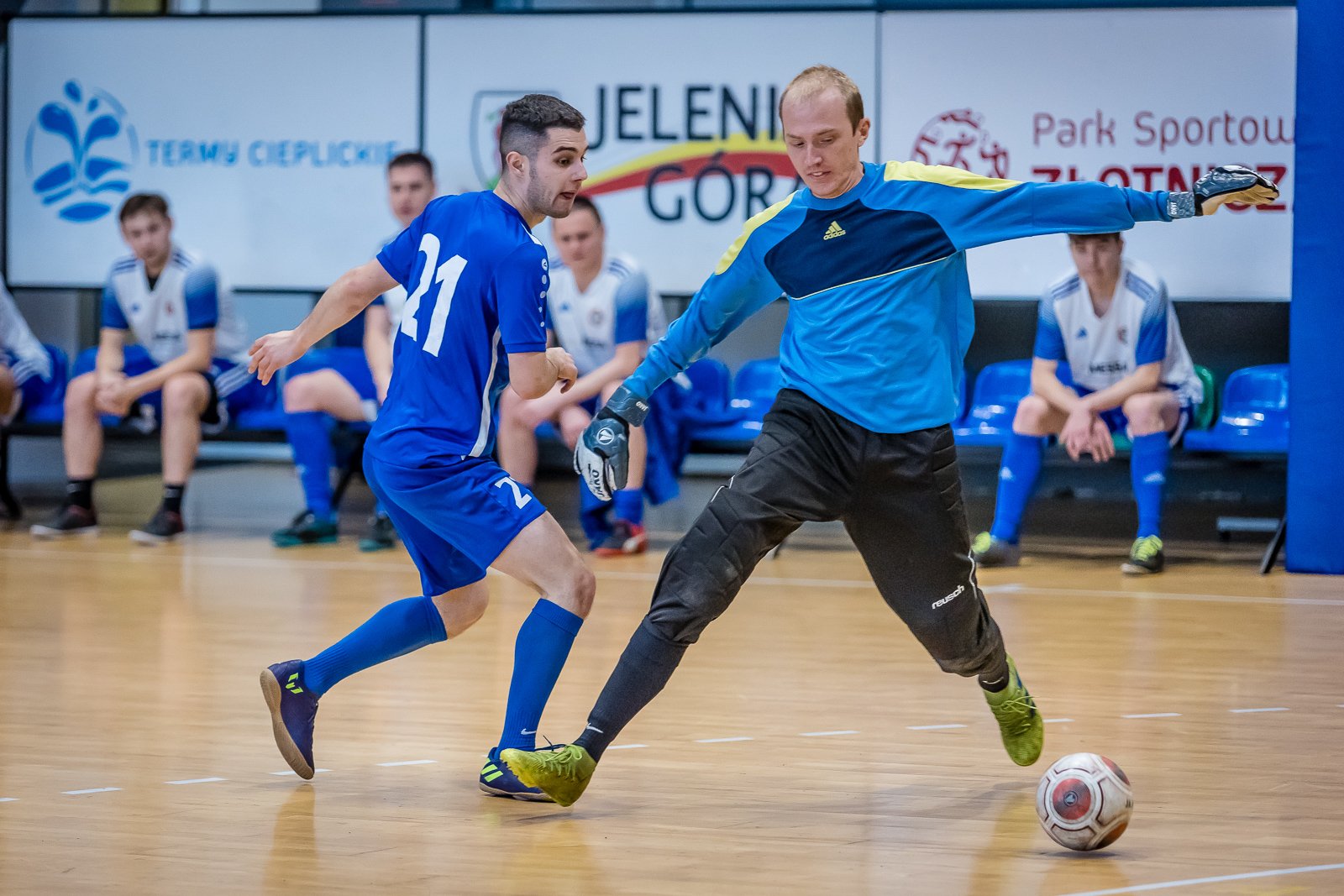 lesnik-wygra-w-hali-przy-ul-zotniczej-93609