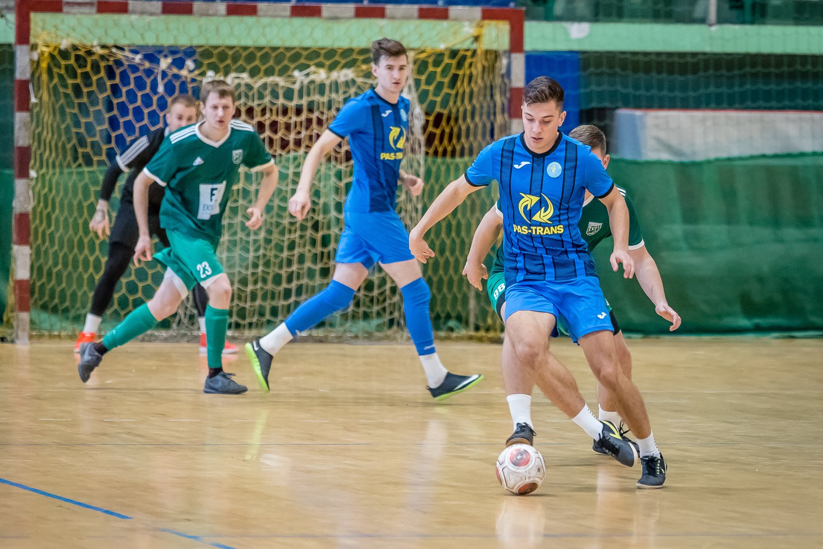 lesnik-wygra-w-hali-przy-ul-zotniczej-93609
