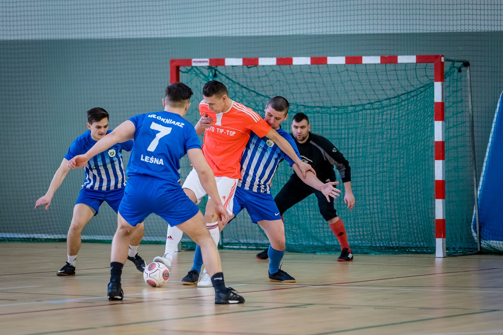 w-hali-kpsw-triumfowa-wokniarz-lesna-93610